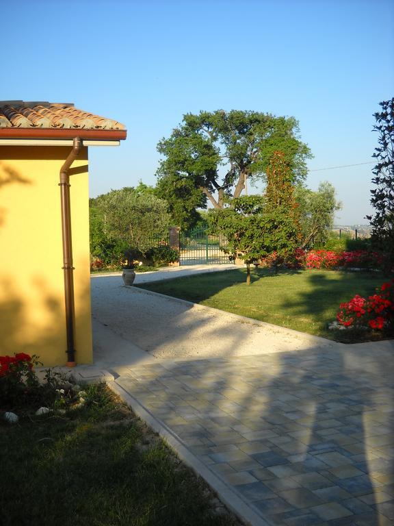 Casa Vacanze Angelica Ostra Vetere Exterior photo